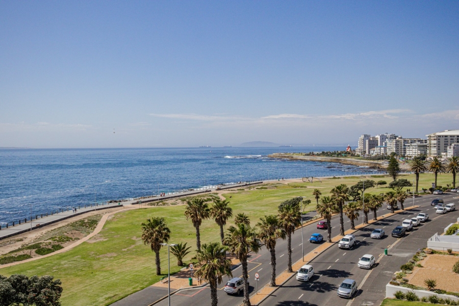 To Let 4 Bedroom Property for Rent in Sea Point Western Cape